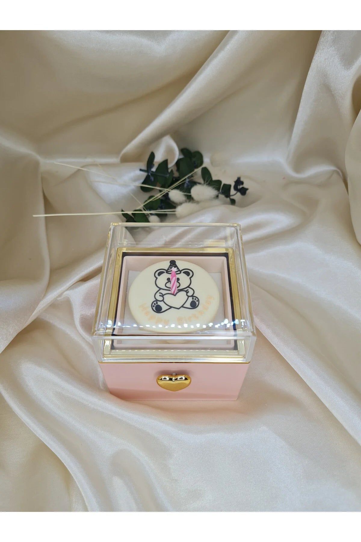 mumlu dönen kutu+zirkon taşlı kalp yüzük